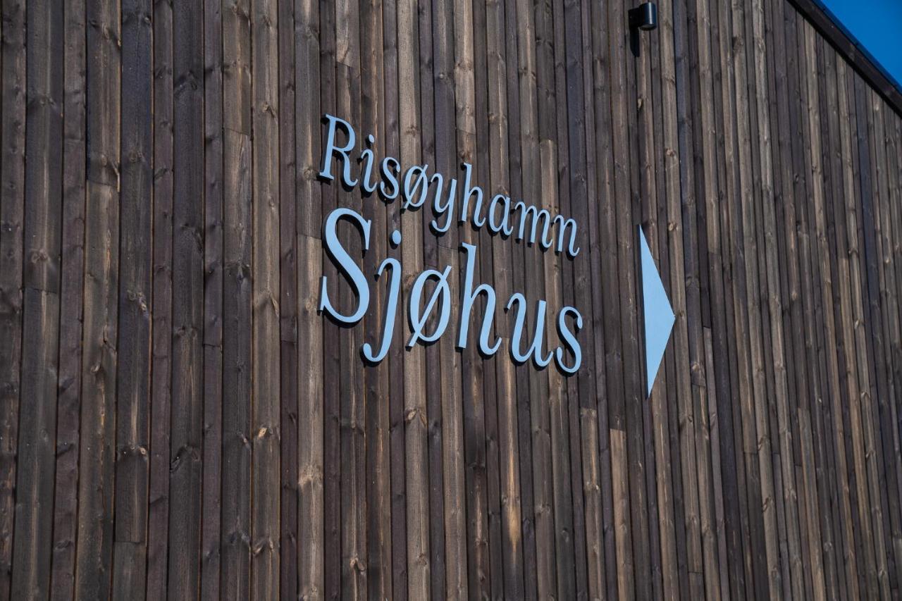 Risoyhamn Sjohus As Apartment ภายนอก รูปภาพ
